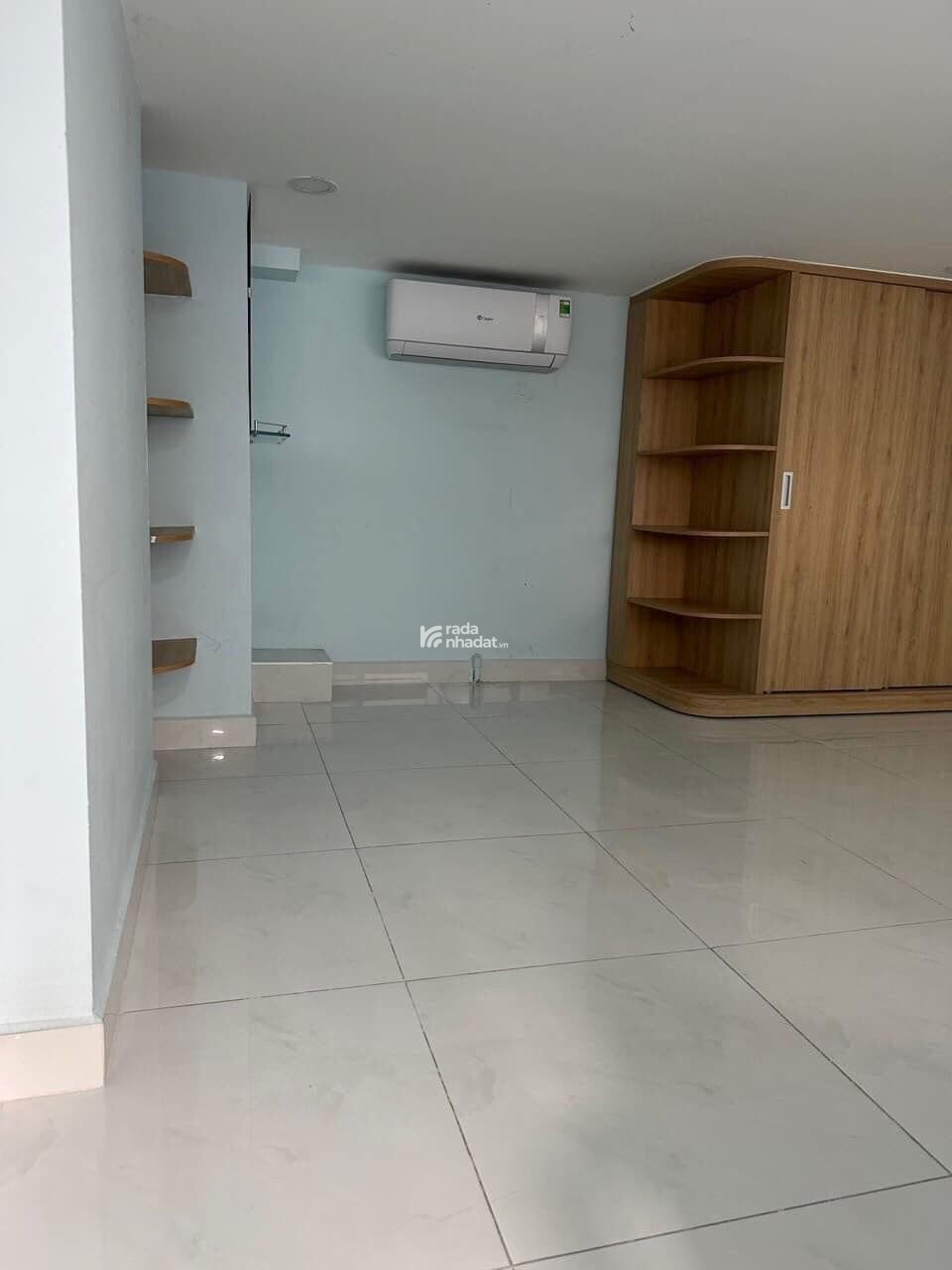 Bán căn hộ 2PN 2WC chung cư Sky 9, diện tích 63 m2 giá tốt nhất 2 tỷ 300