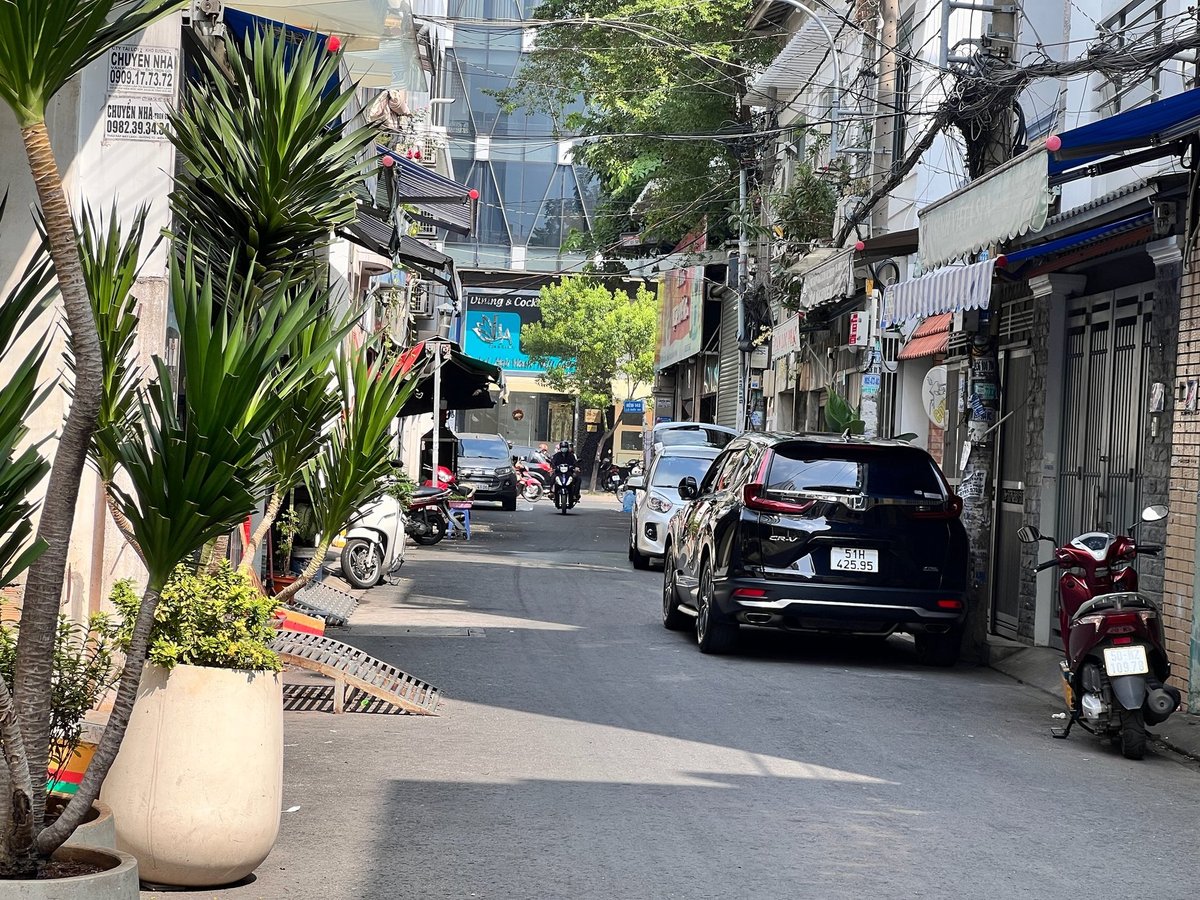 BÁN NHÀ GÒ DẦU , TÂN PHÚ , HẺM Ô TÔ VÀO TẬN NHÀ ĐẦY ĐỦ CÔNG NĂNG 