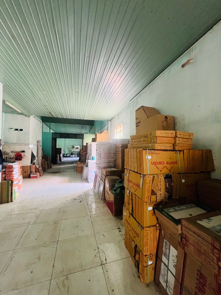 BÁN GẤP NHÀ XƯỞNG 264M2 - NGAY ĐẶNG THÚC VỊNH - HÓC MÔN- GIÁ CHỈ 24.6 TRIỆU/M2