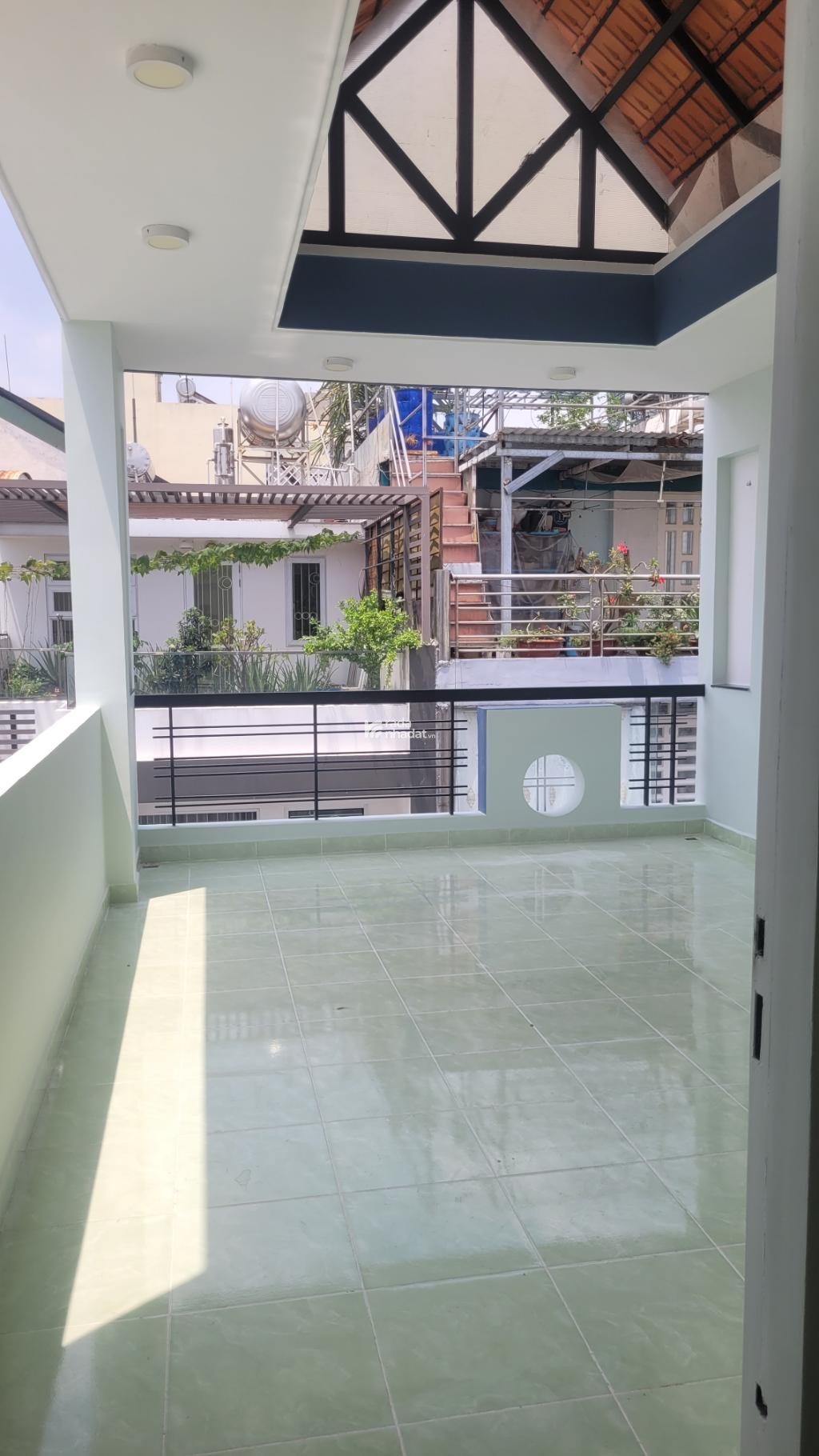 NHÀ MỚI SIÊU ĐẸP 4 TẦNG- NỘI THẤT XỊN SÒ- HẺM VIP 83 VƯỜN LÀI NGAY CÔNG VIÊN - 50M2