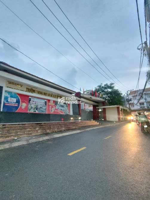 Bán nhà 4m x 19m, ôtô đổ cửa, ngay chợ An Nhơn Gò Vấp, giá 6.1 tỷ thương lượng