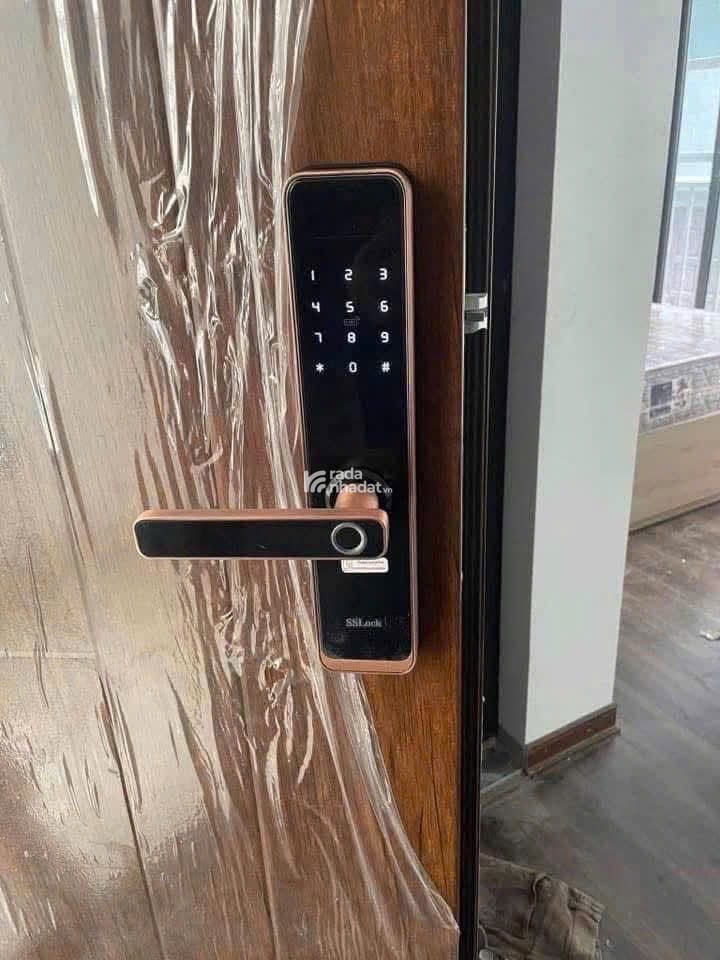 CĂN HỘ TÁCH BẾP FULL NỘI THẤT CỬA SỔ GIÁ HSSV NGAY VỊ TRÍ QUẬN 10
