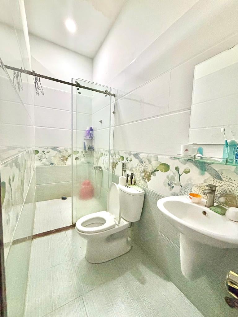 BÁN GẤP TRONG THÁNG 11, CHỦ GIẢM CÒN 7,2 TỶ - 62M2 - 4TẦNG - AN DƯƠNG VƯƠNG - QUẬN 8 - SÁT MẶT TIỀN