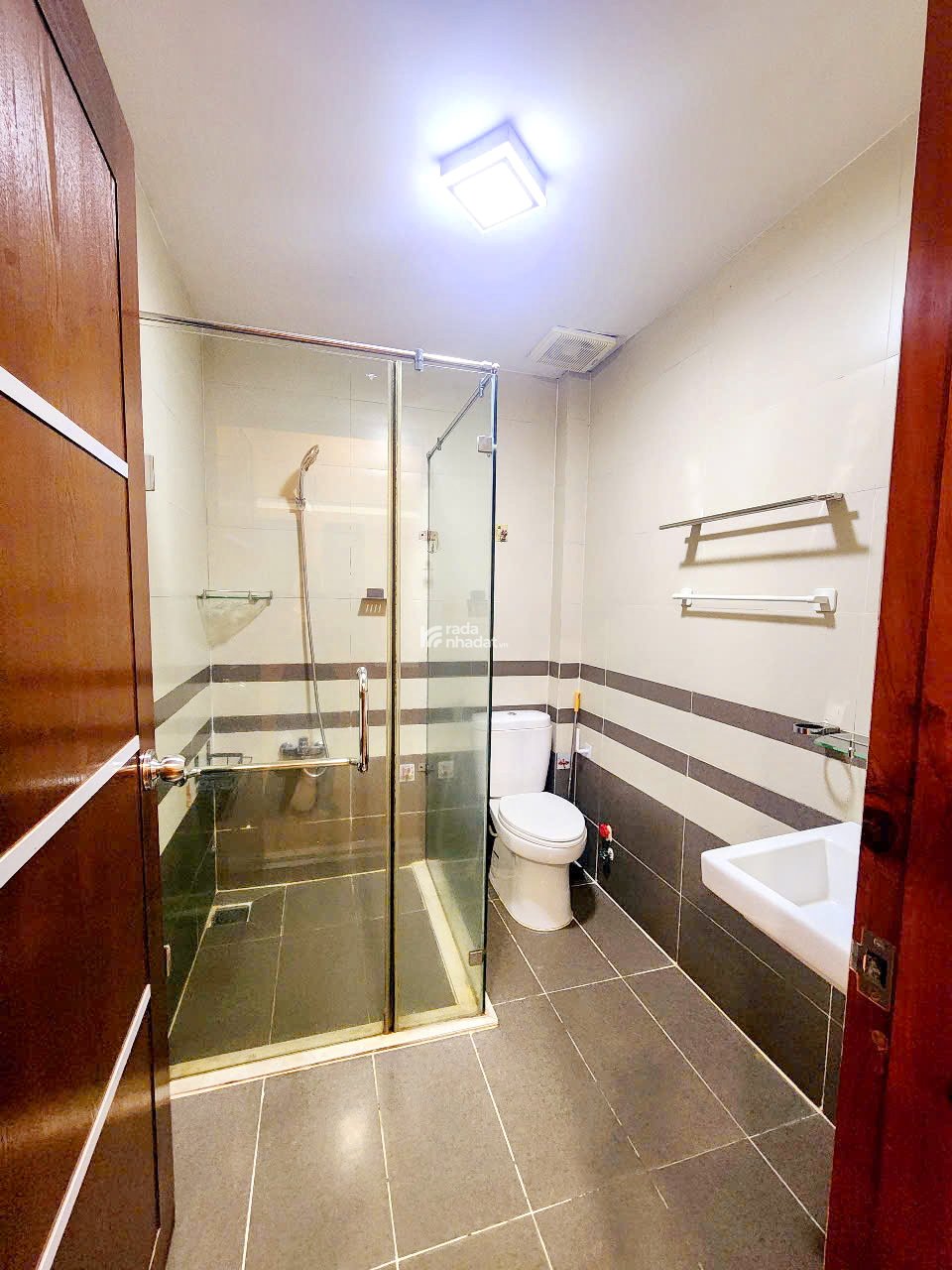 Bán nhà 2 lầu hẻm 125 đường Nguyễn Thị Tần P.Rạch Ông Quận 8