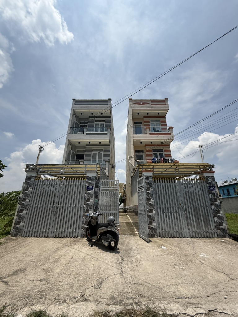 BÁN NHÀ 3 TẦNG-DIỆN TÍCH KHỦNG 448M2 -NGAY VÕ THỊ MÙI, HÒA PHÚ, CỦ CHI - GIÁ CHỈ 6.9 T