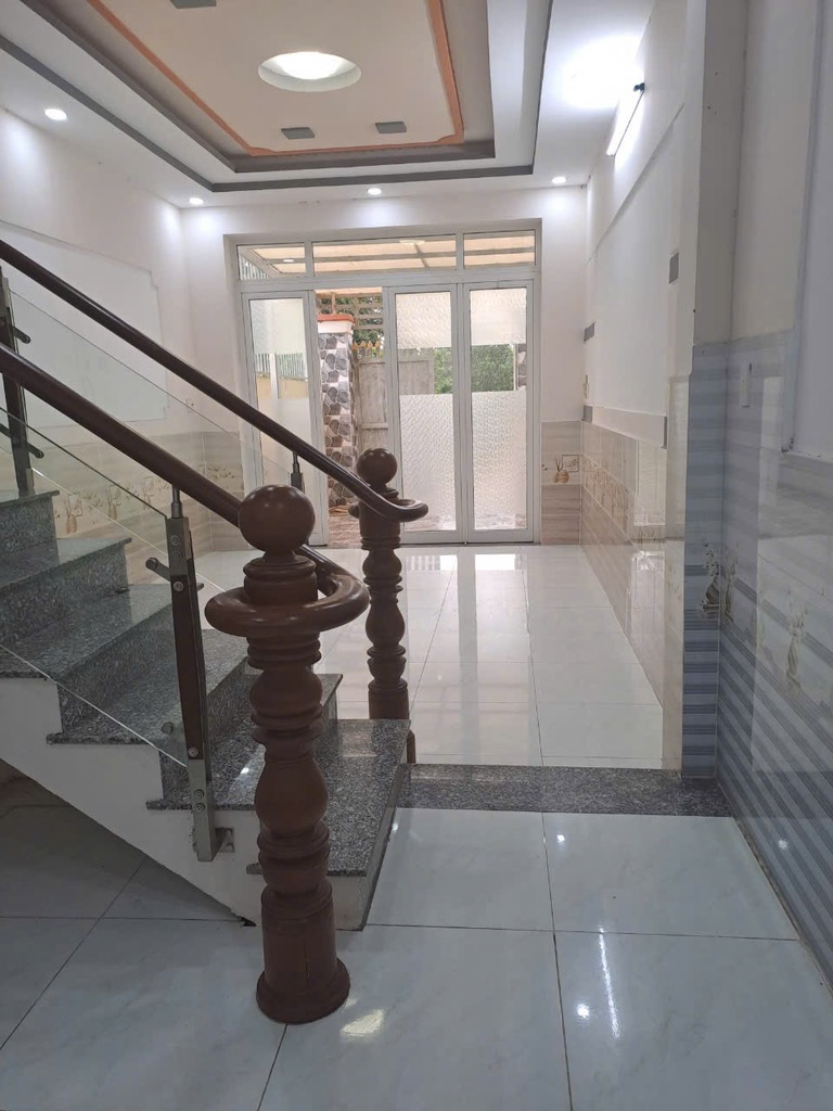 BÁN NHÀ 3 TẦNG-DIỆN TÍCH KHỦNG 448M2 -NGAY VÕ THỊ MÙI, HÒA PHÚ, CỦ CHI - GIÁ CHỈ 6.9 T