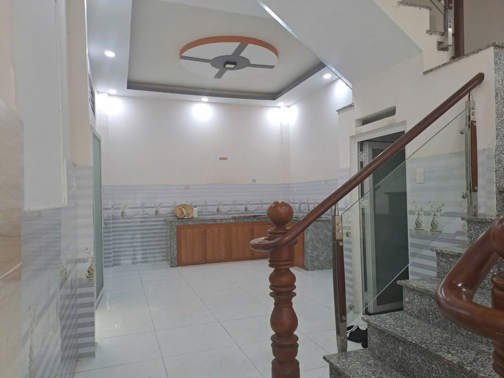 BÁN NHÀ 3 TẦNG-DIỆN TÍCH KHỦNG 448M2 -NGAY VÕ THỊ MÙI, HÒA PHÚ, CỦ CHI - GIÁ CHỈ 6.9 T