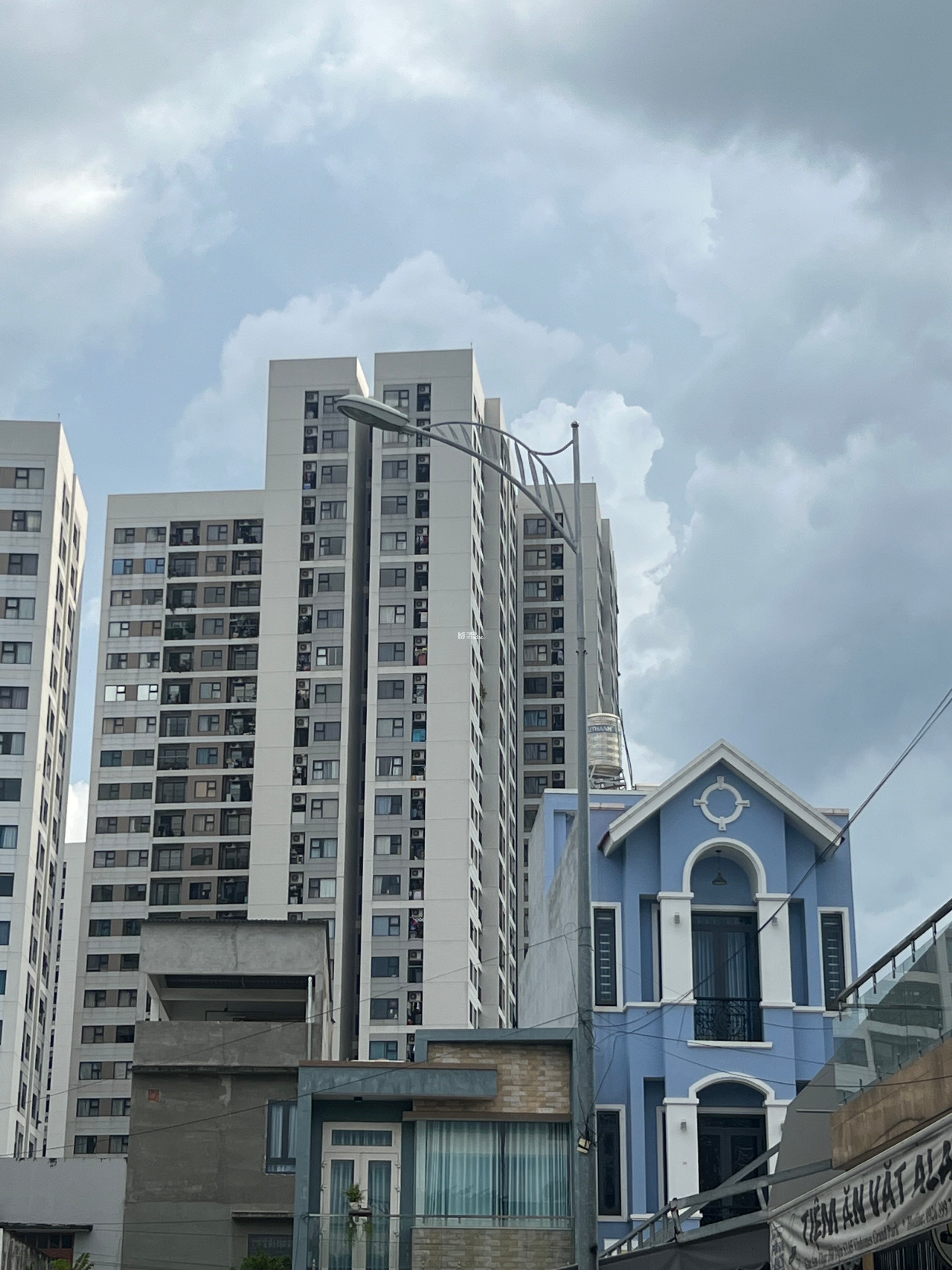  LÔ ĐẤT ĐẸP NGAY VINHOMES GRAND PARK Q9  – CHỈ 4.9 TỶ TL 