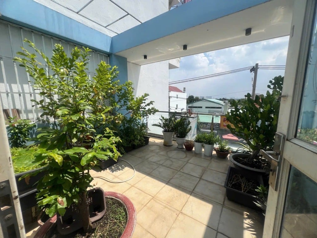 MẶT TIỀN KINH DOANH CỰC ĐỈNH, GẦN CHỢ HIỆP BÌNH, 3 TẦNG, 4,3X31, CHỈ 16,9 TỶ.