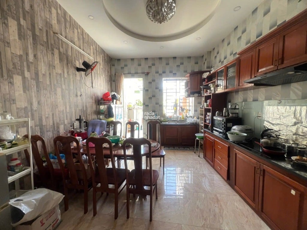 MẶT TIỀN KINH DOANH CỰC ĐỈNH, GẦN CHỢ HIỆP BÌNH, 3 TẦNG, 4,3X31, CHỈ 16,9 TỶ.