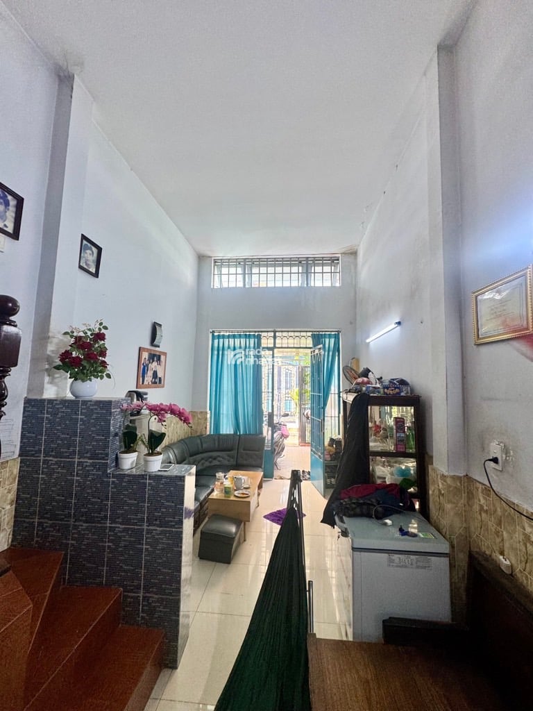 Bán nhà 47m2 - 3 tầng - hẻm xe xe tải đổ cửa - Dương Quảng Hàm Gò Vấp, 5 tỷ bé xíu