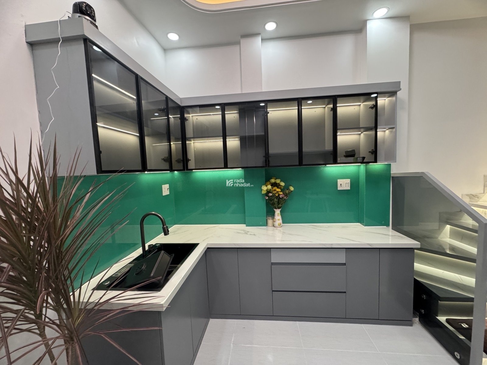 NHÀ MỚI DỌN VÀO Ở NGAY - CƯ XÁ PHÚ LÂM A QUẬN 6 - VÀI BƯỚC CHÂN RA CHỢ PHÚ ĐỊNH