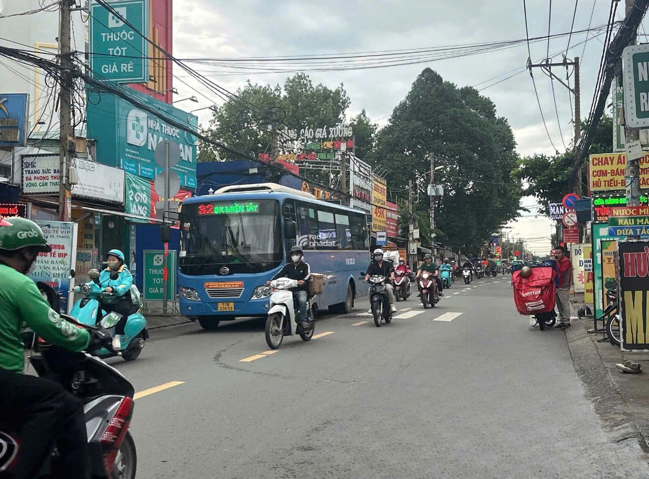 Bán đất tặng nhà hẻm đẹp 331 Phan Huy Ích view GÓC 85m2 ngang 5m sát ST Emart 8.5 tỷ