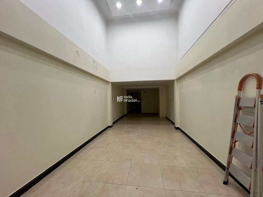 MẶT TIỀN KD NGUYỄN TRỌNG TUYỂN, PHÚ NHUẬN, 70M2 CÓ KC TIỆN CẢI TẠO. GIẢM 2T CHỈ CÒN 18T TL