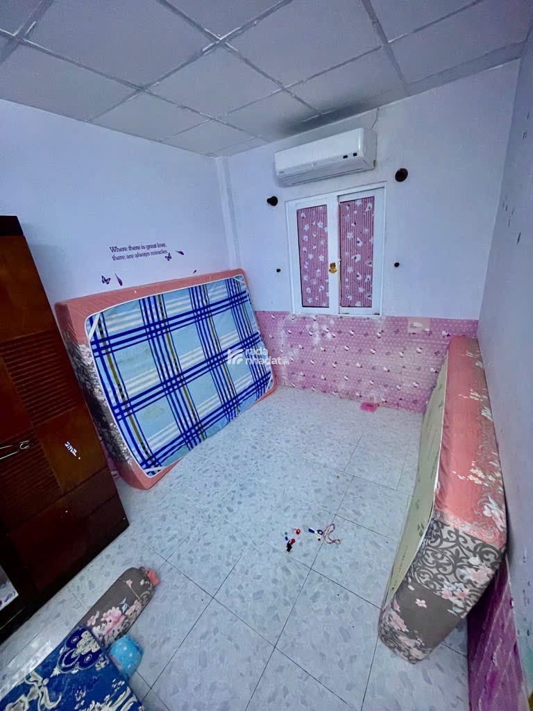 BÁN NHÀ TẶNG SỔ, 34m2,2PN, 2WC, HẺM RỘNG,KHU VỰC PHƯỜNG 3 QUẬN 8, GIÁ 3 TỶ NHỈNH TL