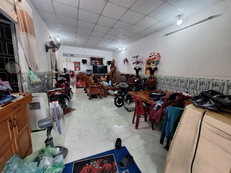 Bán Nhà HXH Long Thạnh Mỹ, TĐ - 95m2 - Ngang 6M - Giá Chỉ 5.X Tỷ