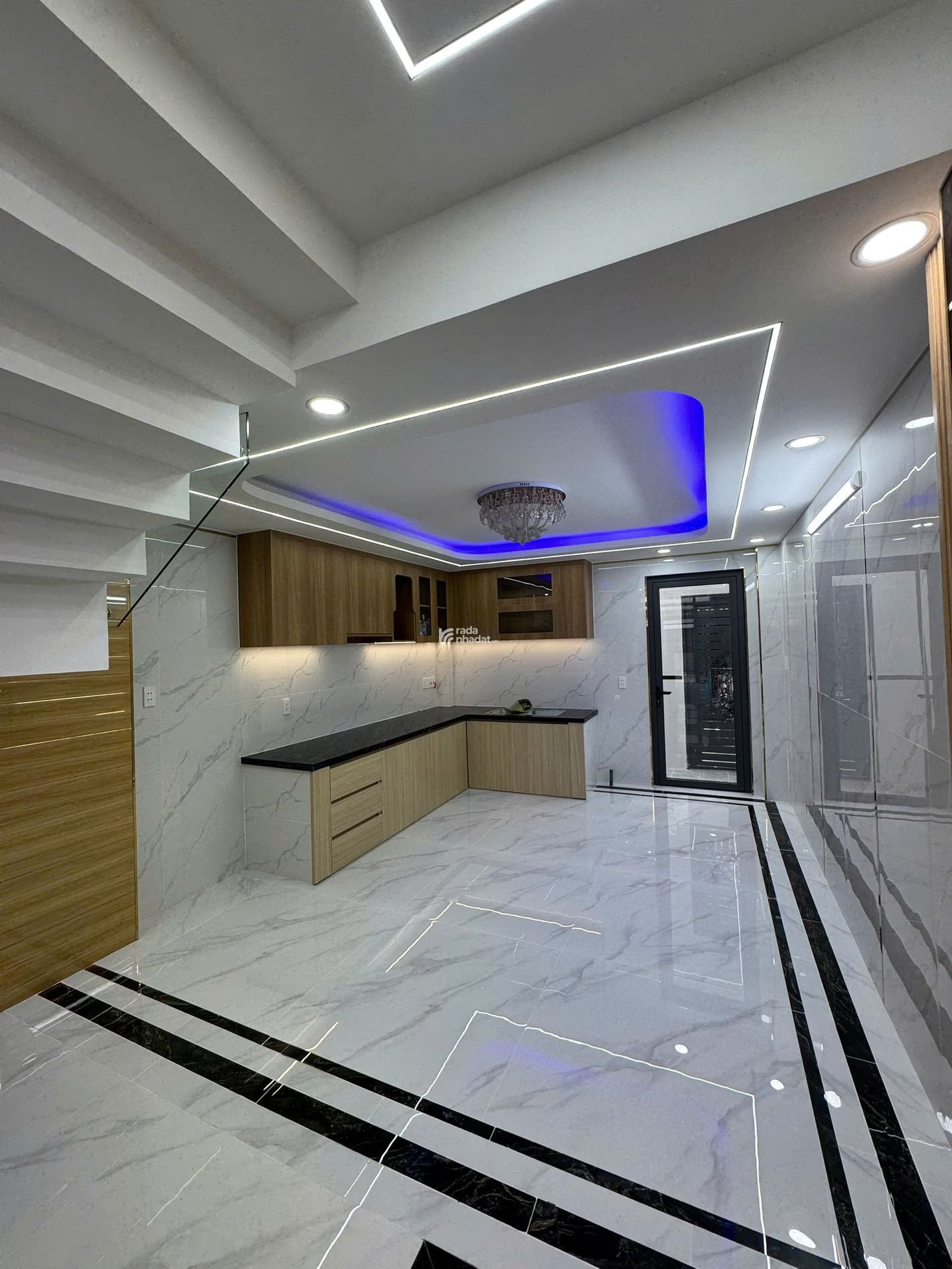 Hxh 8m Trương Phước Phan, 80m2, 5 tầng, 5PN full nội thất, chỉ 8.68 tỷ, ở ngay