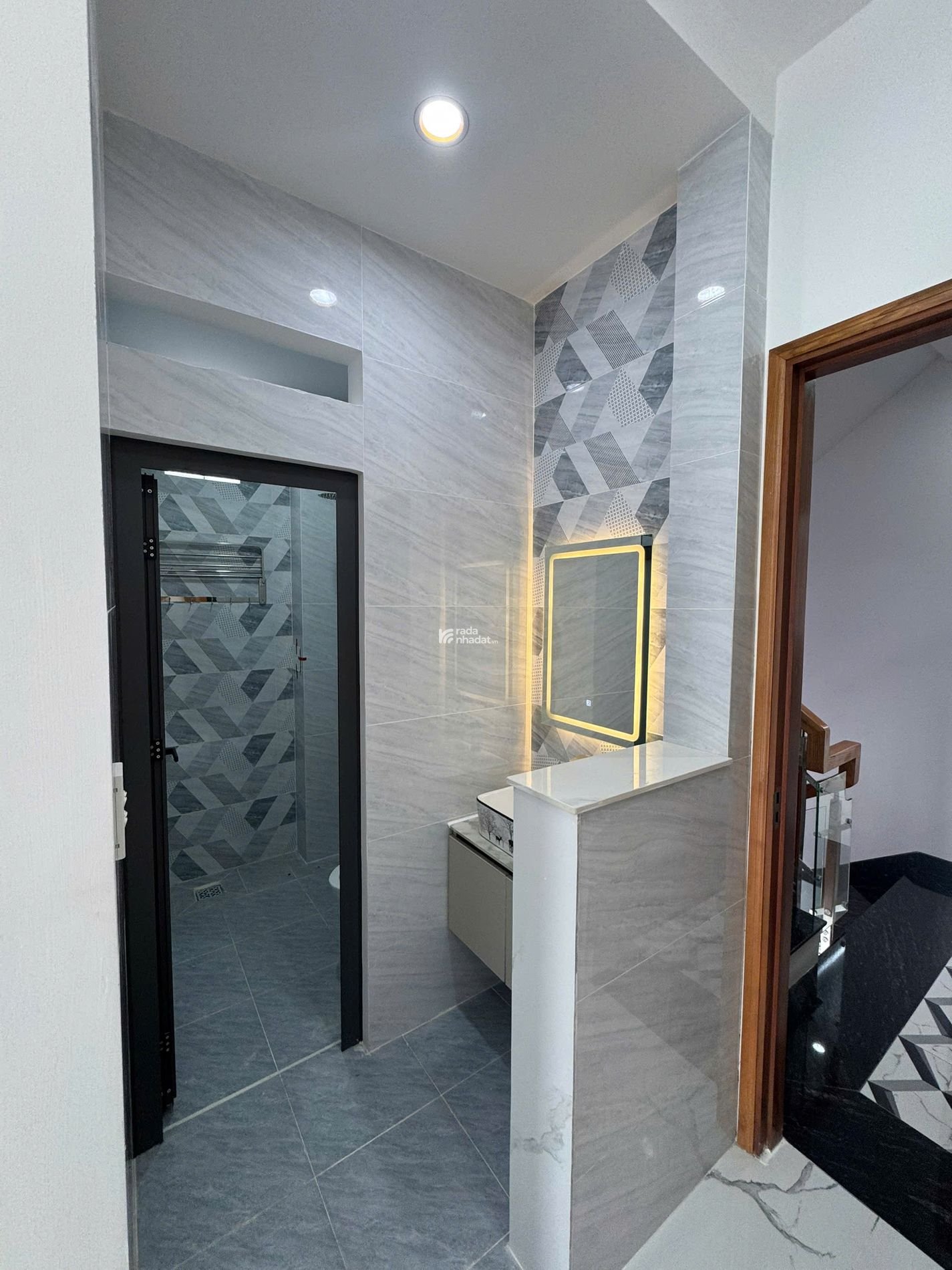 Hxh 8m Trương Phước Phan, 80m2, 5 tầng, 5PN full nội thất, chỉ 8.68 tỷ, ở ngay