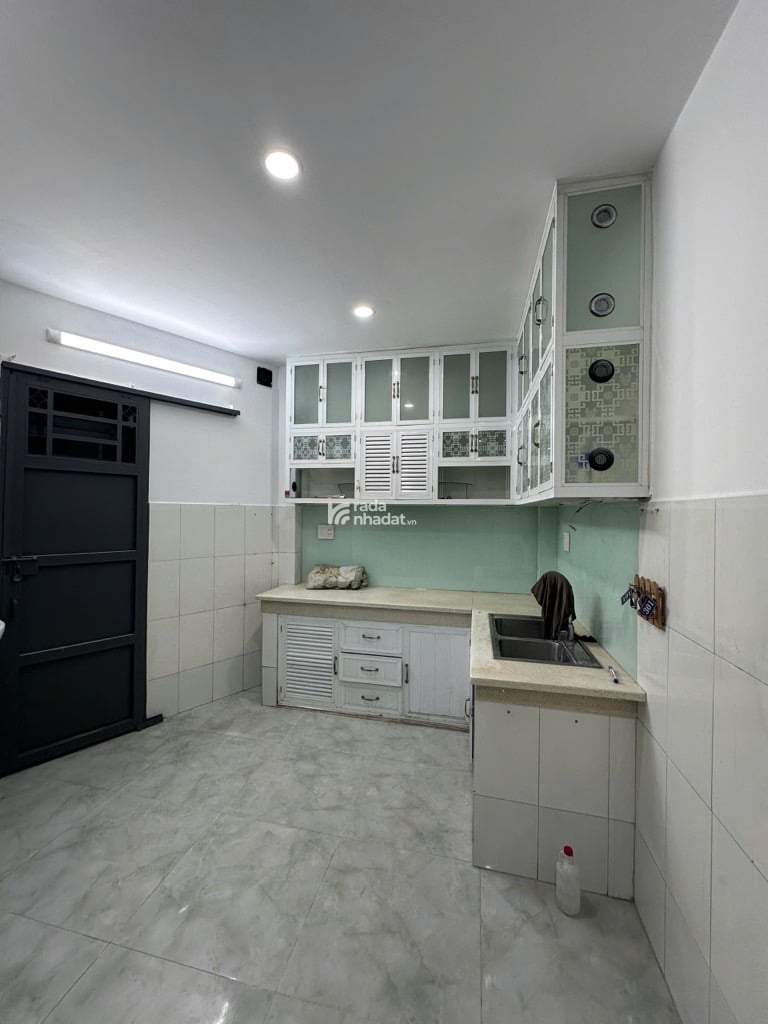 HẺM XE HƠI - TRẦN ĐÌNH XU -Q.1 - 5 TẦNG BTCT - 6PN -5WC -DT: 31M2- 7 TỶ 6