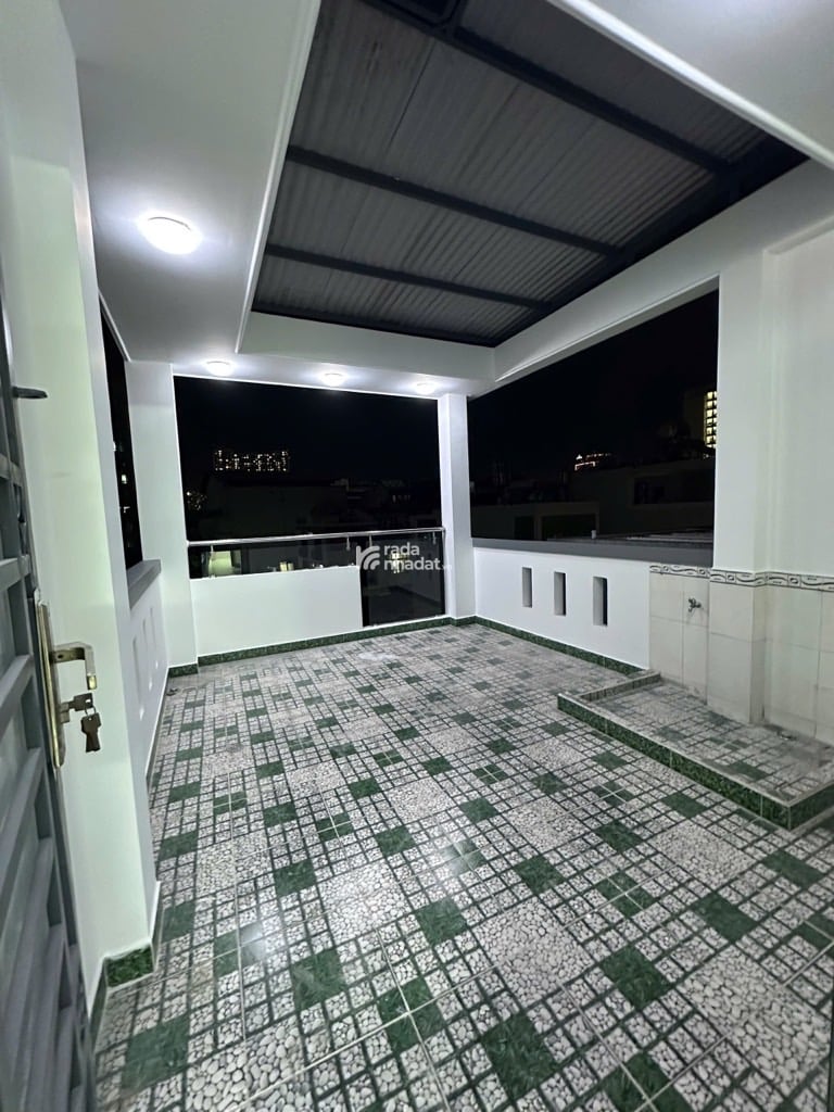 HẺM XE HƠI - TRẦN ĐÌNH XU -Q.1 - 5 TẦNG BTCT - 6PN -5WC -DT: 31M2- 7 TỶ 6