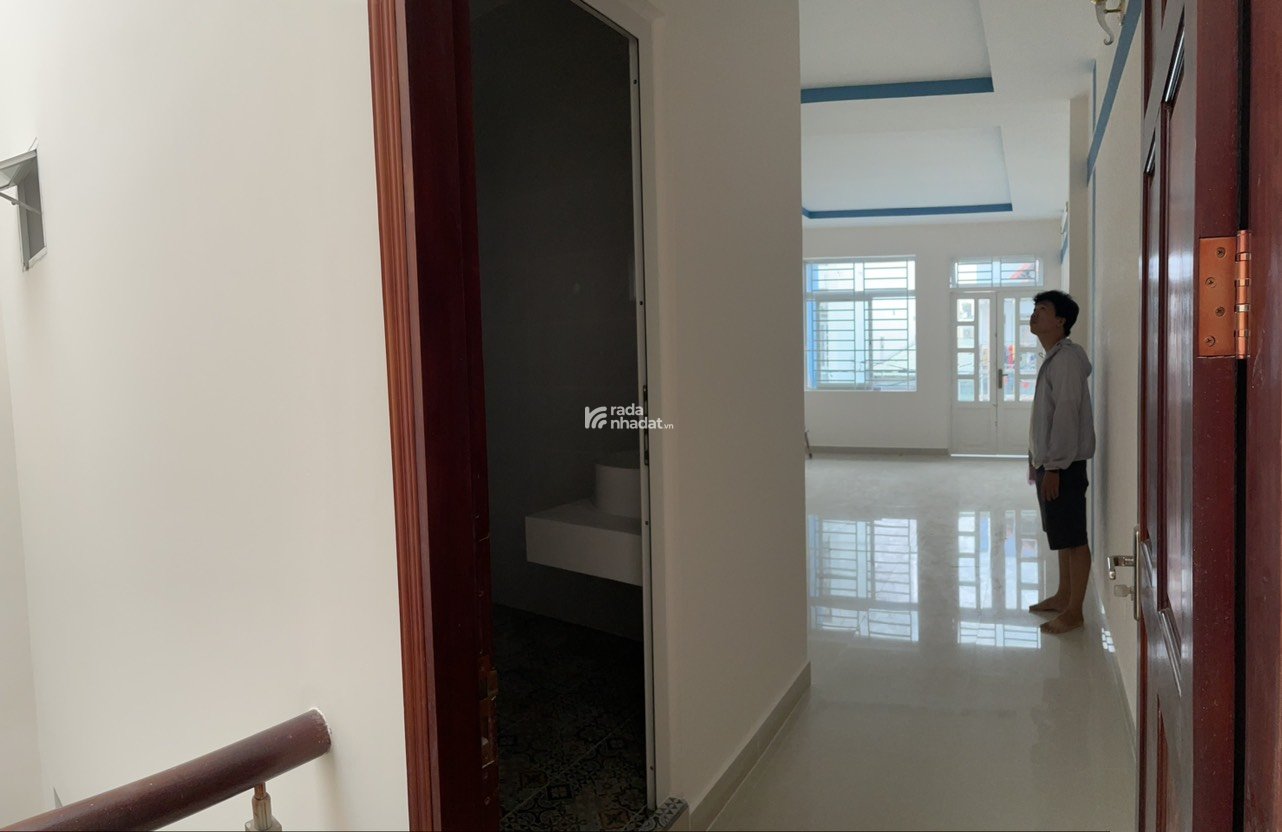 BÁN NHÀ 1/ ĐƯỜNG TRƯỜNG CHINH, 4x20m, HẺM XE HƠI THÔNG, GẦN AN SƯƠNG