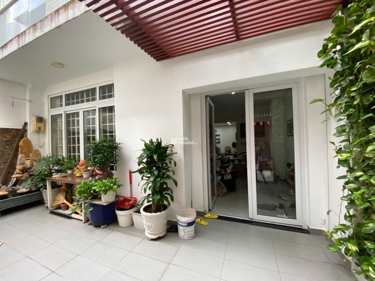 Cho thuê nhà nguyên căn 7x15m, đường Đinh Công Tráng, Q1