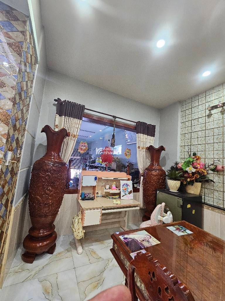 BÁN NHÀ MẶT TIỀN KHU TÂN TẠO 235M2 18.X TỶ 7.6x31M KẾ AEON MALL BÌNH TÂN
