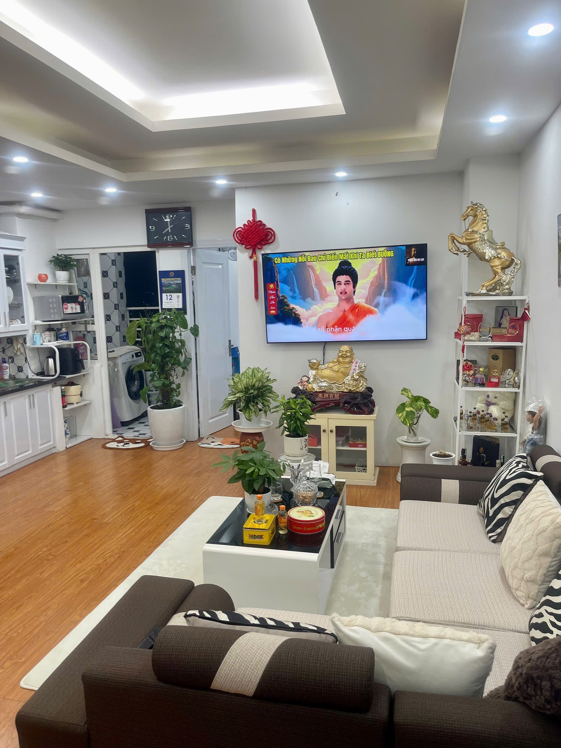 Cần bán 3 ngủ 76m HH4C Linh Đàm