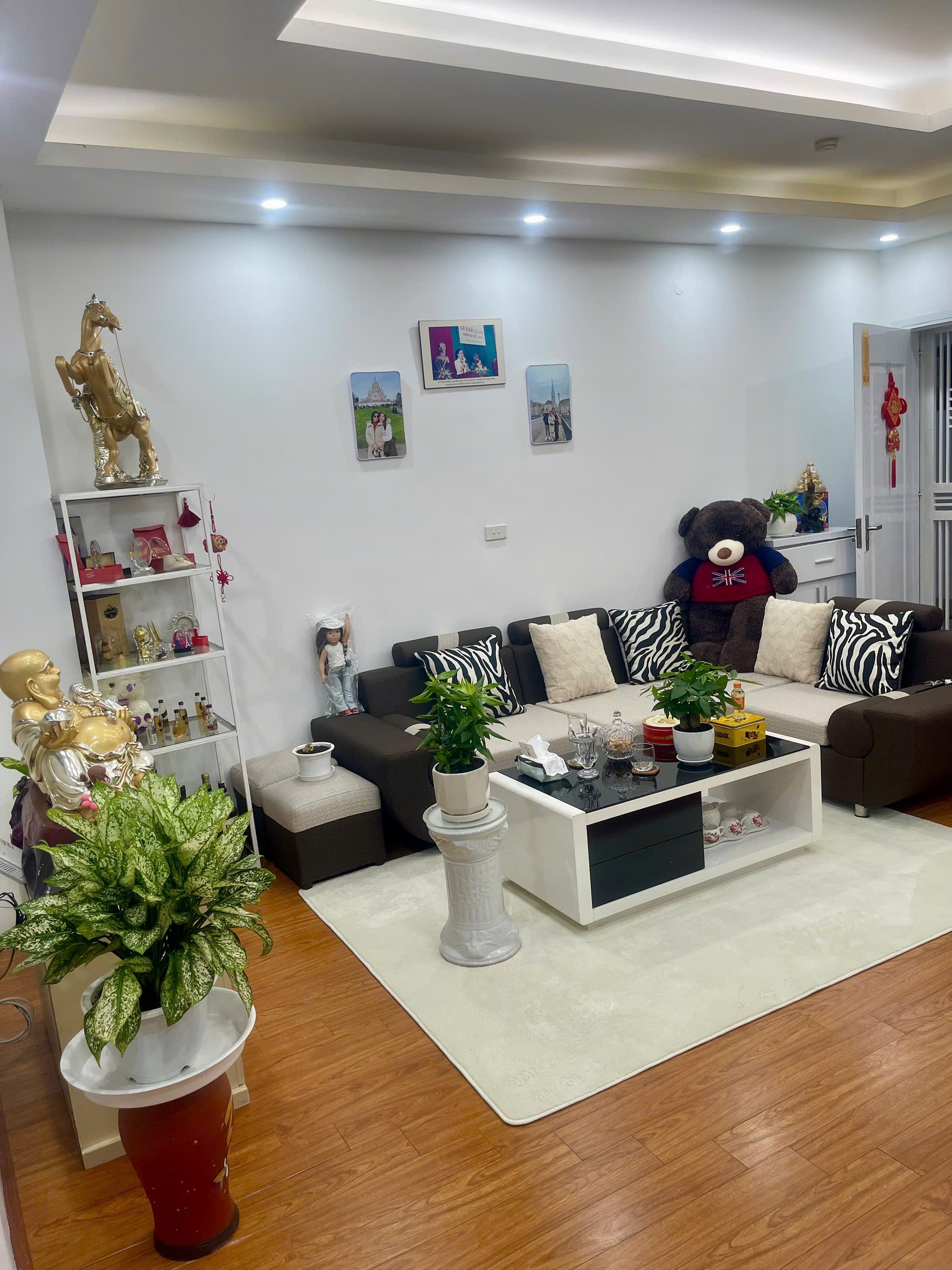 Cần bán 3 ngủ 76m HH4C Linh Đàm