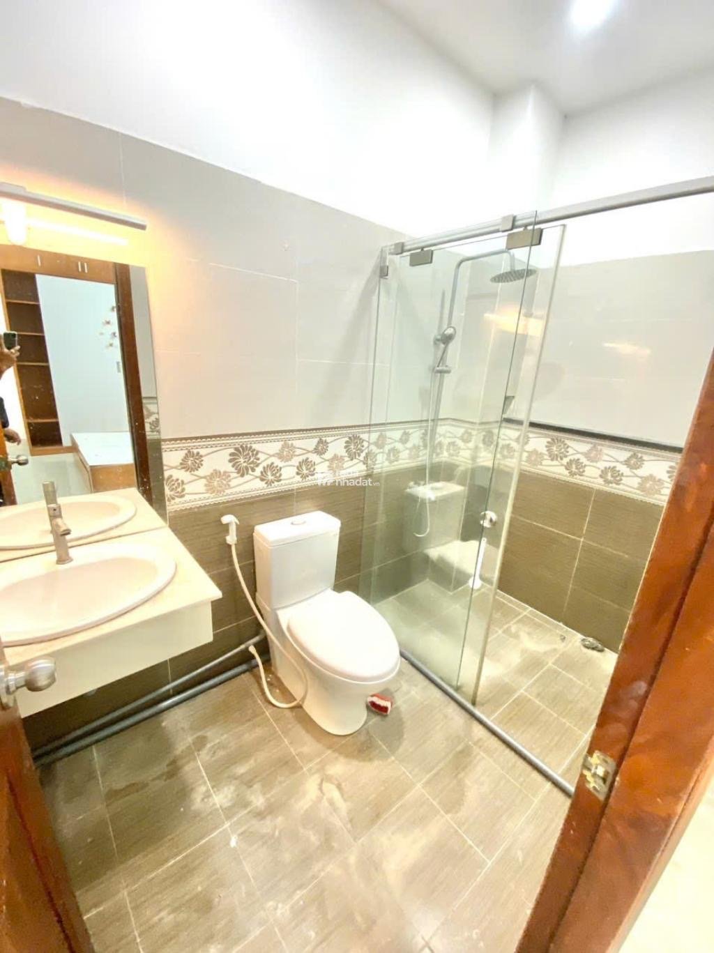 HẺM Ô TÔ QUAY ĐẦU PHẠM VĂN CHIÊU, P 14, GÒ VẤP, NHÀ ĐẸP 4 TẦNG, GIÁ TỐT ĐẦU TƯ, HOẶC Ở