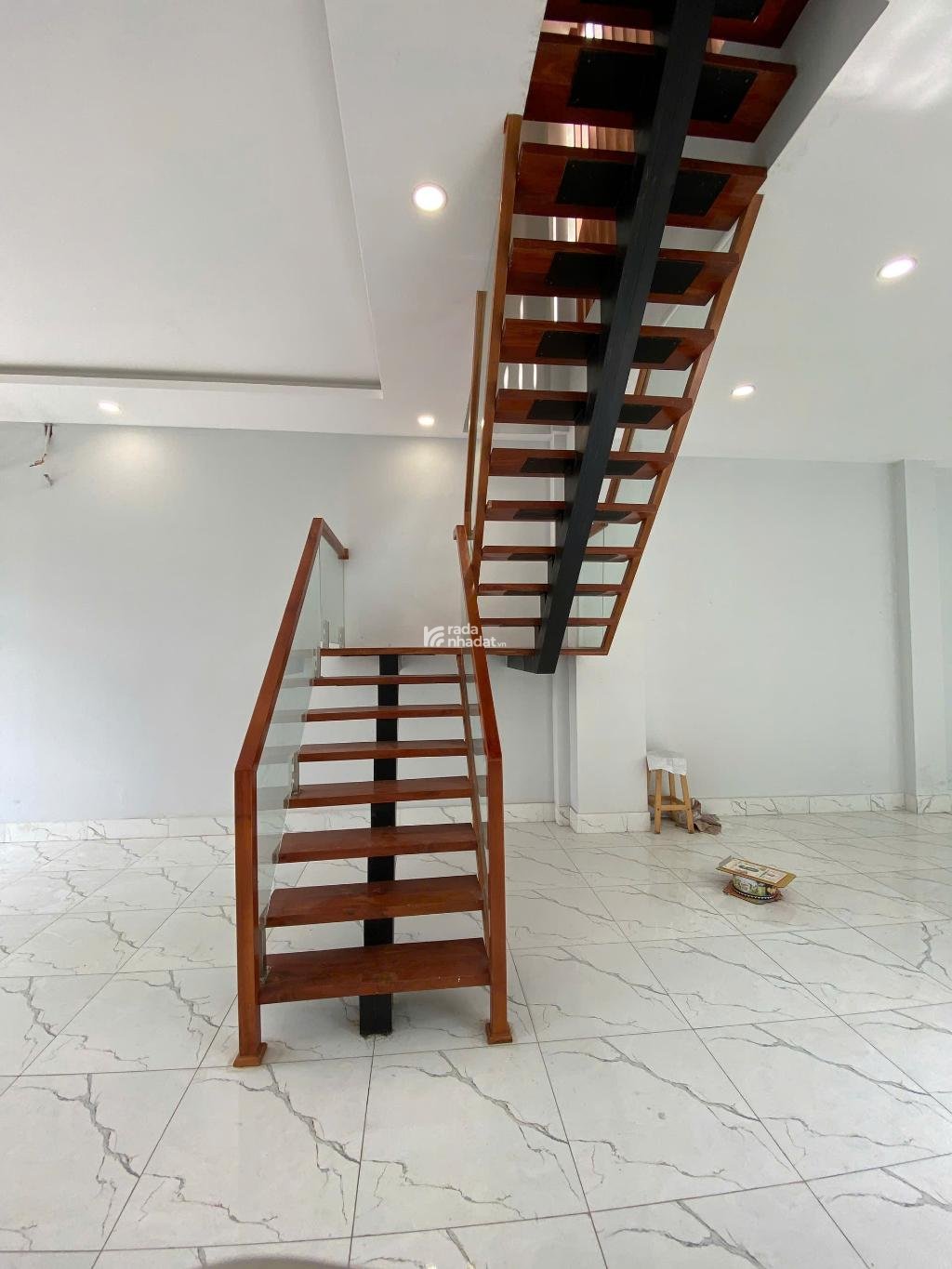 BÁN NHÀ MỚI LÊ VĂN QUỚI 115M2 (5X23) 3 TẦNG HOÀN CÔNG HXH THÔNG 5.69 TỶ KẾ NGÃ 4 BỐN XÃ BÌNH TÂN