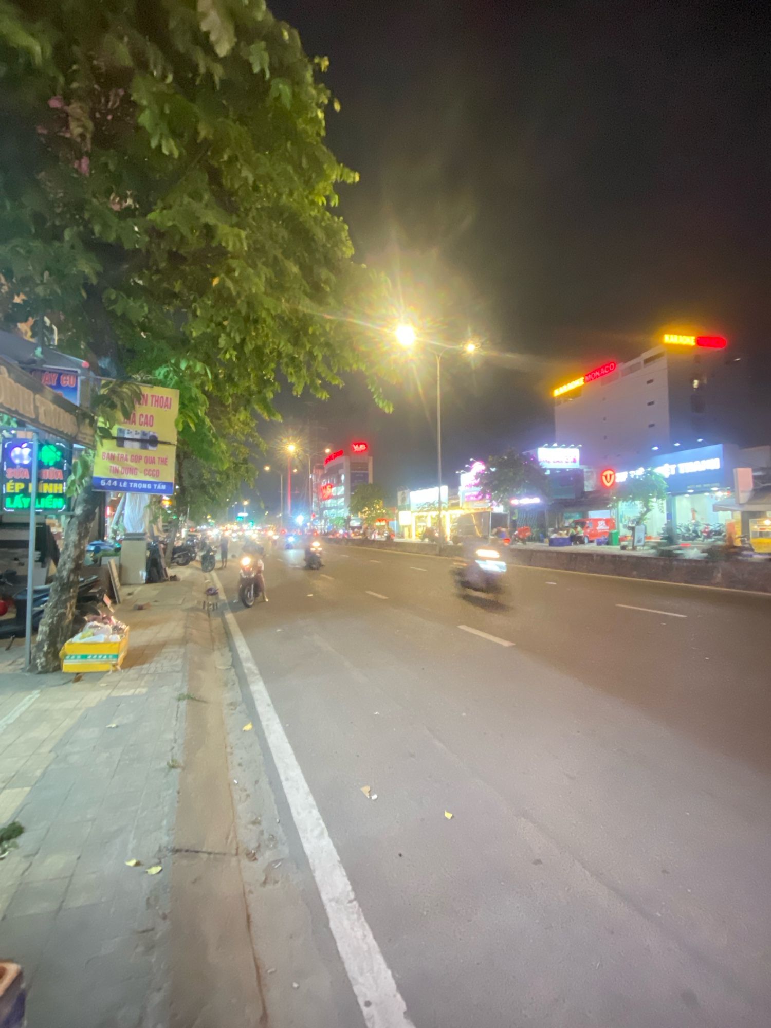 Mặt tiền Lê Trọng Tấn, 105m2 nở hậu 6.5m, Dòng tiền 40tr/tháng, không lộ giới