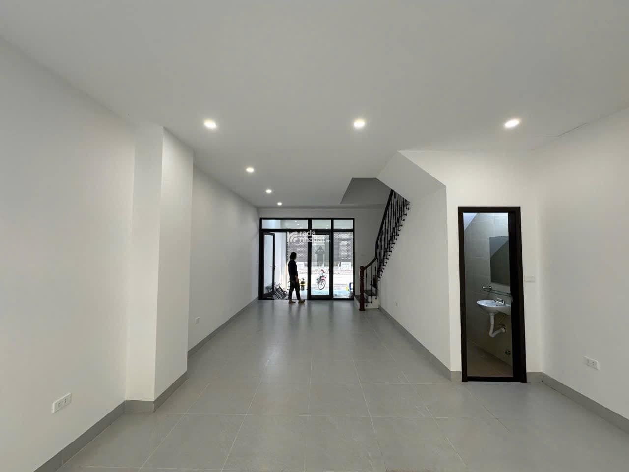 2 ngủ hướng Đông Nam có duy nhất trục 10. Căn cực hiếm, liên hệ chủ nhà chốt sớm