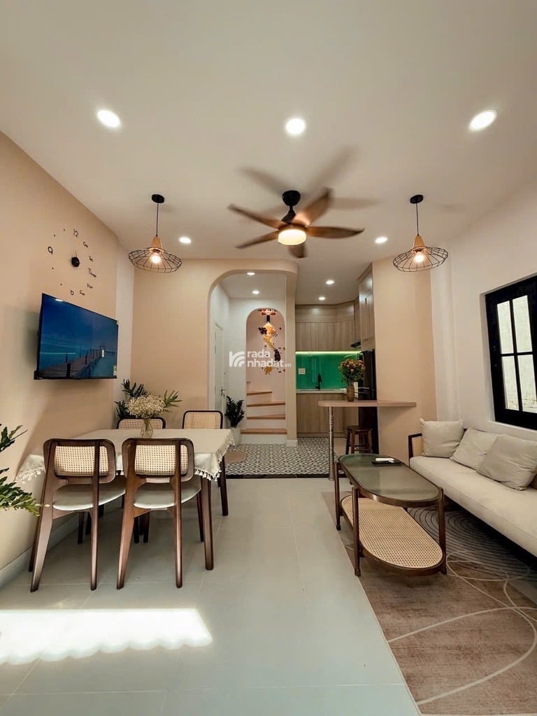 NHÀ LÊ VĂN SỸ, Q.3, 4x6.5m, 3 TẦNG, NỘI THẤT CAO CẤP, KHU AN NINH, NHÀ MỚI VÀO Ở NGAY CHỈ 4.X TỶ