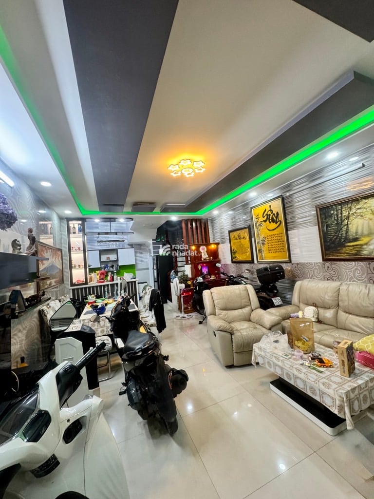 NHÀ GIÁ RẺ THÍCH QUẢNG ĐỨC, PHÚ NHUẬN, 50M2 TIỆN CẢI TẠO. GIẢM 200TR CHỈ CÒN 11T TL 