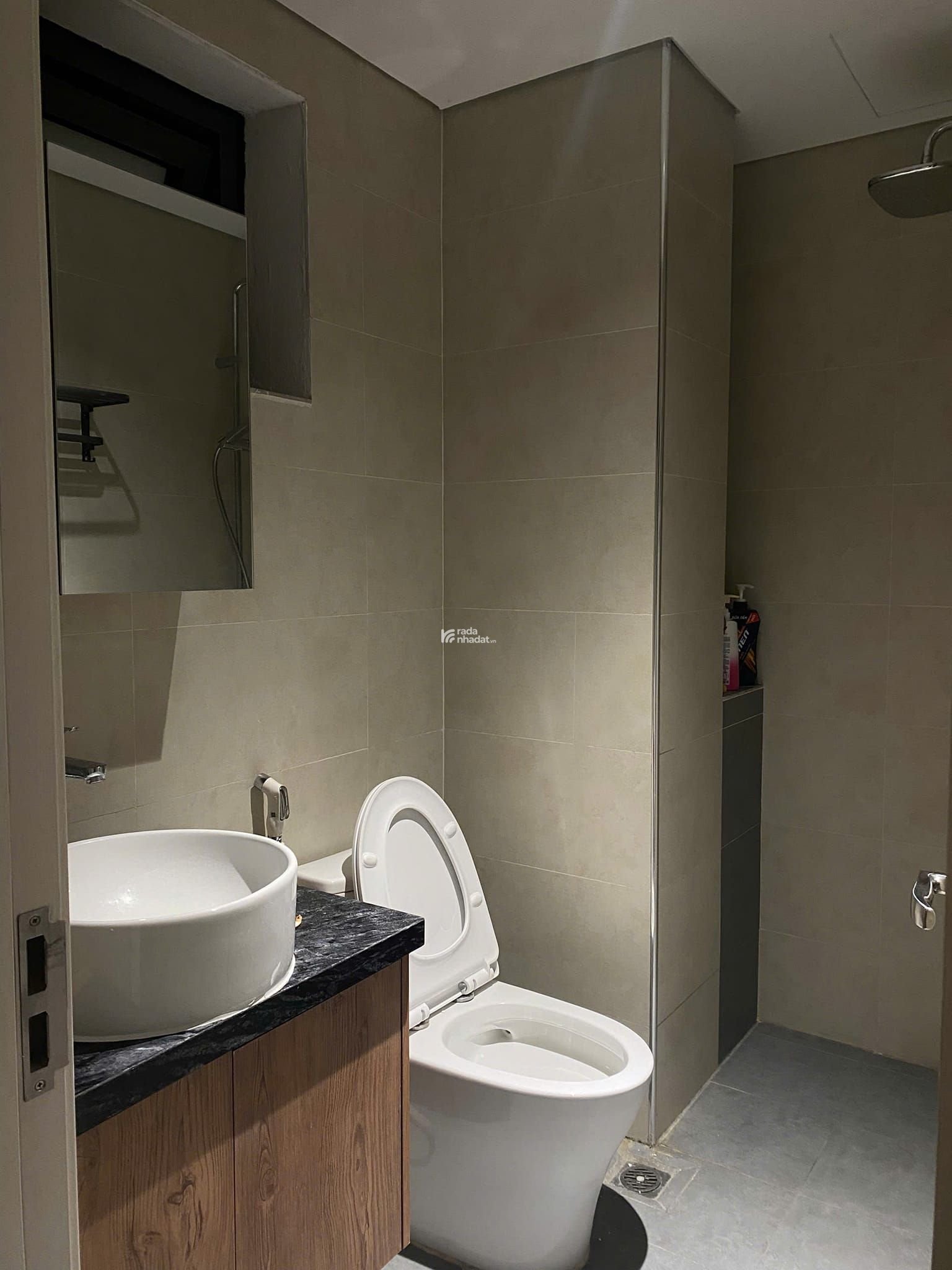Cho thuê căn hộ 2 ngủ VP3 Linh Đàm diện tích 70m2 giá 8 triệu/tháng