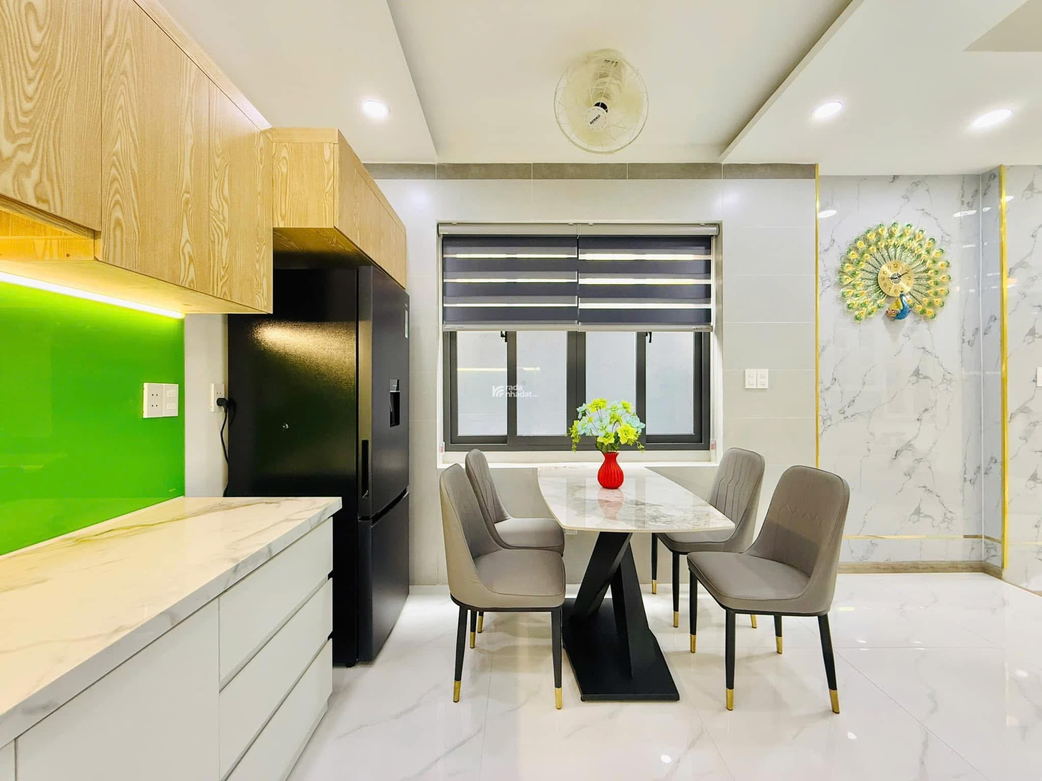 Ra gấp căn nhà cạnh khu Chợ đường Nguyễn Thái Sơn - Gò Vấp / Giá Bán: 2 Tỷ 630 