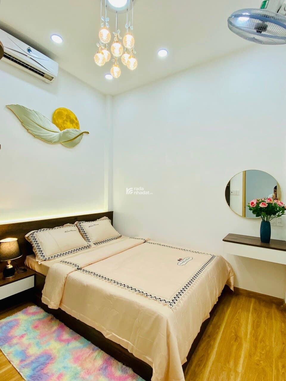 Ra gấp căn nhà cạnh khu Chợ đường Nguyễn Thái Sơn - Gò Vấp / Giá Bán: 2 Tỷ 630 