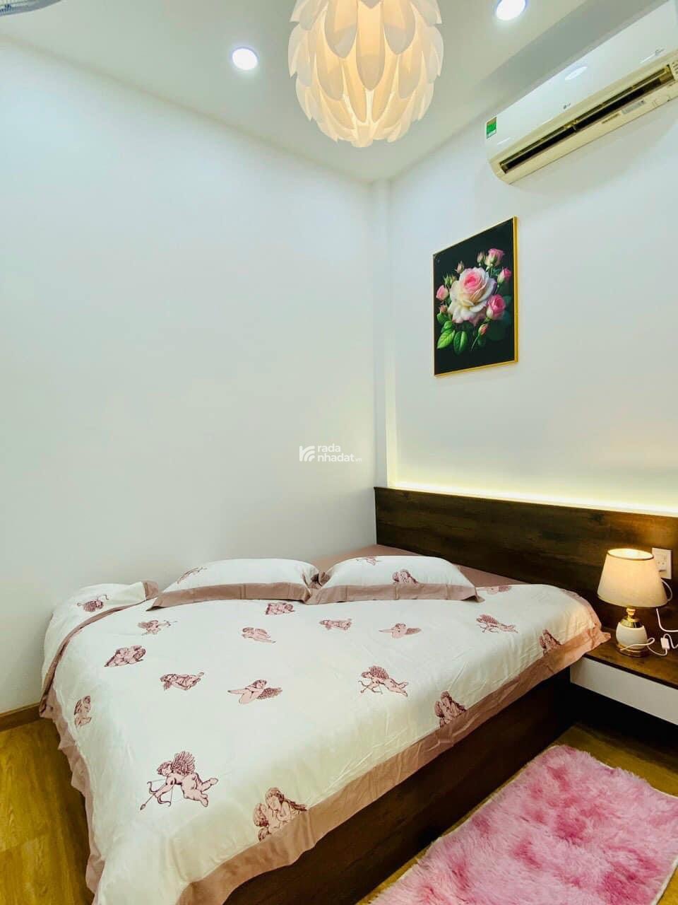 Ra gấp căn nhà cạnh khu Chợ đường Nguyễn Thái Sơn - Gò Vấp / Giá Bán: 2 Tỷ 630 
