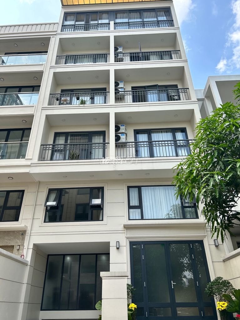 Bán Gấp! Mặt Tiền Hoàng Văn Thụ - DT: 8x20m - 9 Tầng - HĐT: 220tr/th - giá bán: 49 tỷ TL