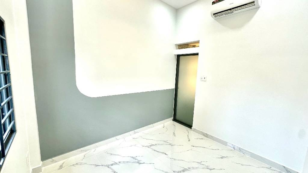 Bán Nhà Hồng Bàng 1 Xẹt Vị Trí Đắc Địa kinh doanh tốt - 50m2 - 2 Tầng - Ngang 4.2 - HXH - Chỉ 7.2Tỷ