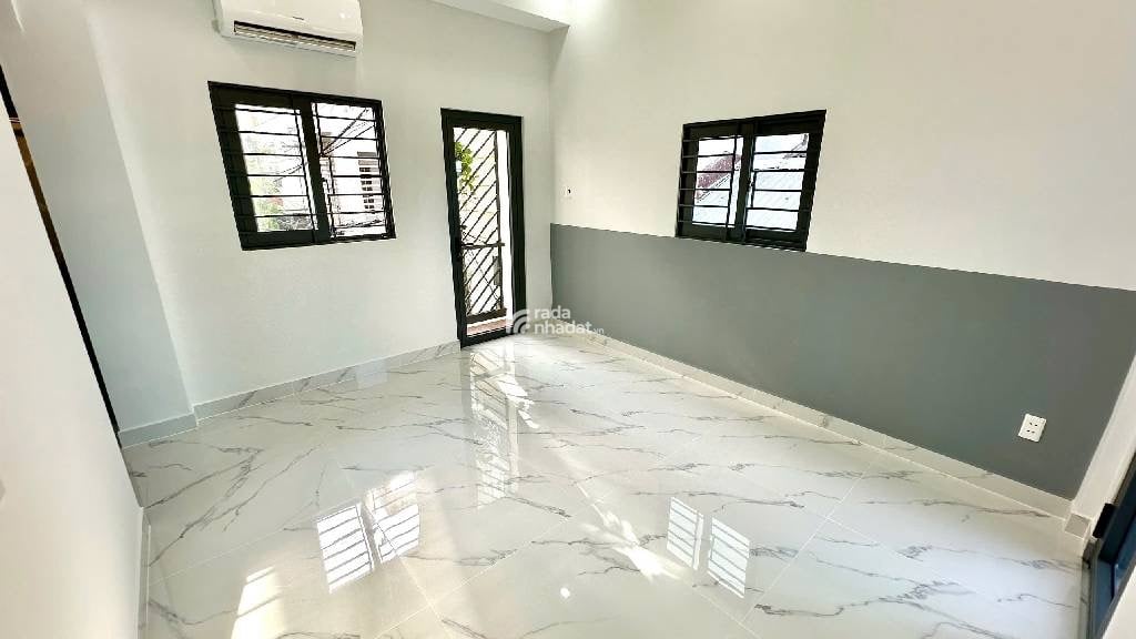 Bán Nhà Hồng Bàng 1 Xẹt Vị Trí Đắc Địa kinh doanh tốt - 50m2 - 2 Tầng - Ngang 4.2 - HXH - Chỉ 7.2Tỷ