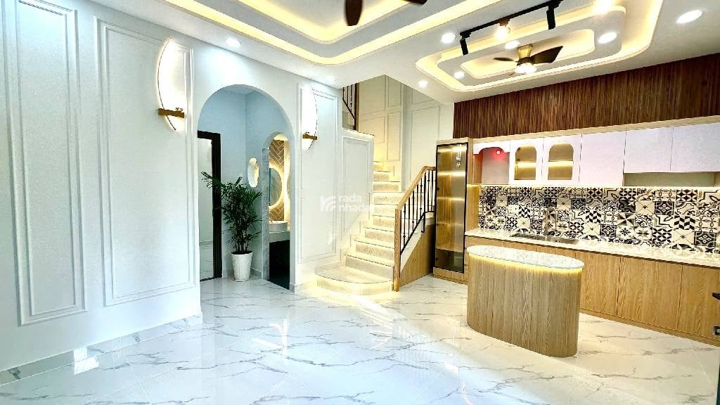 Bán Nhà Hồng Bàng 1 Xẹt Vị Trí Đắc Địa kinh doanh tốt - 50m2 - 2 Tầng - Ngang 4.2 - HXH - Chỉ 7.2Tỷ