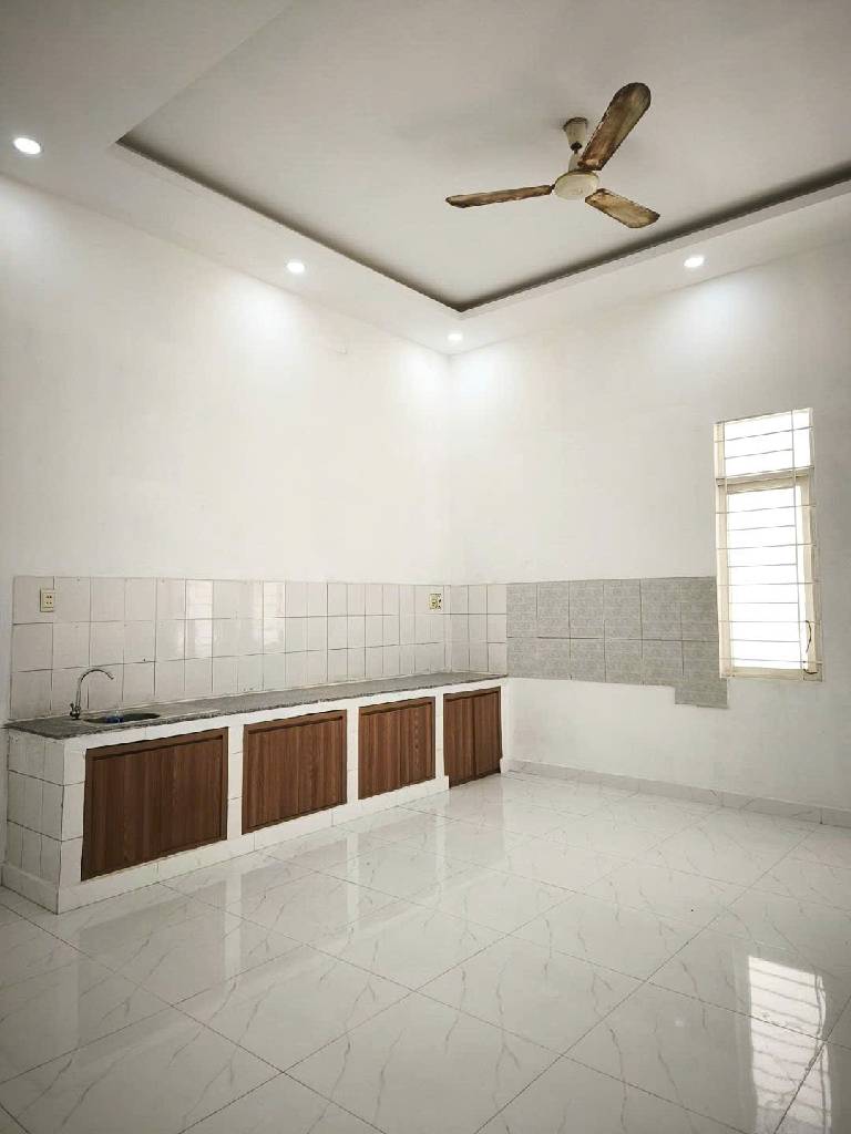 NHÀ 4 TẦNG MẶT TIỀN ĐƯỜNG 14M - KINH DOANH ỔN ĐỊNH - SÁT ĐƯỜNG TÊN LỬA 