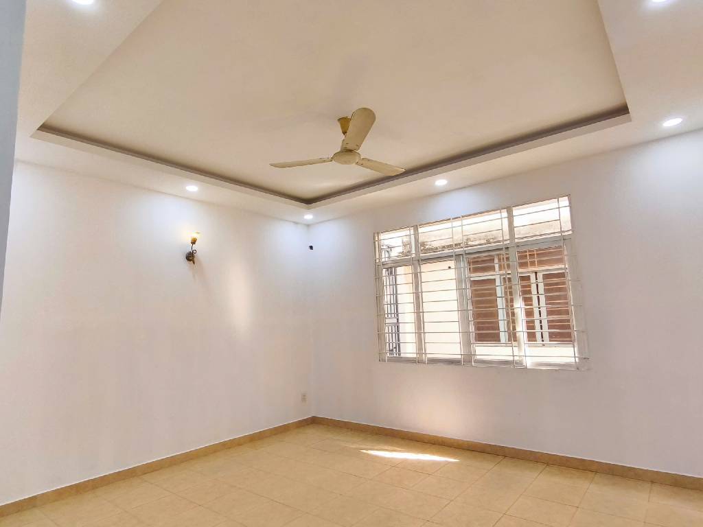 NHÀ 4 TẦNG MẶT TIỀN ĐƯỜNG 14M - KINH DOANH ỔN ĐỊNH - SÁT ĐƯỜNG TÊN LỬA 