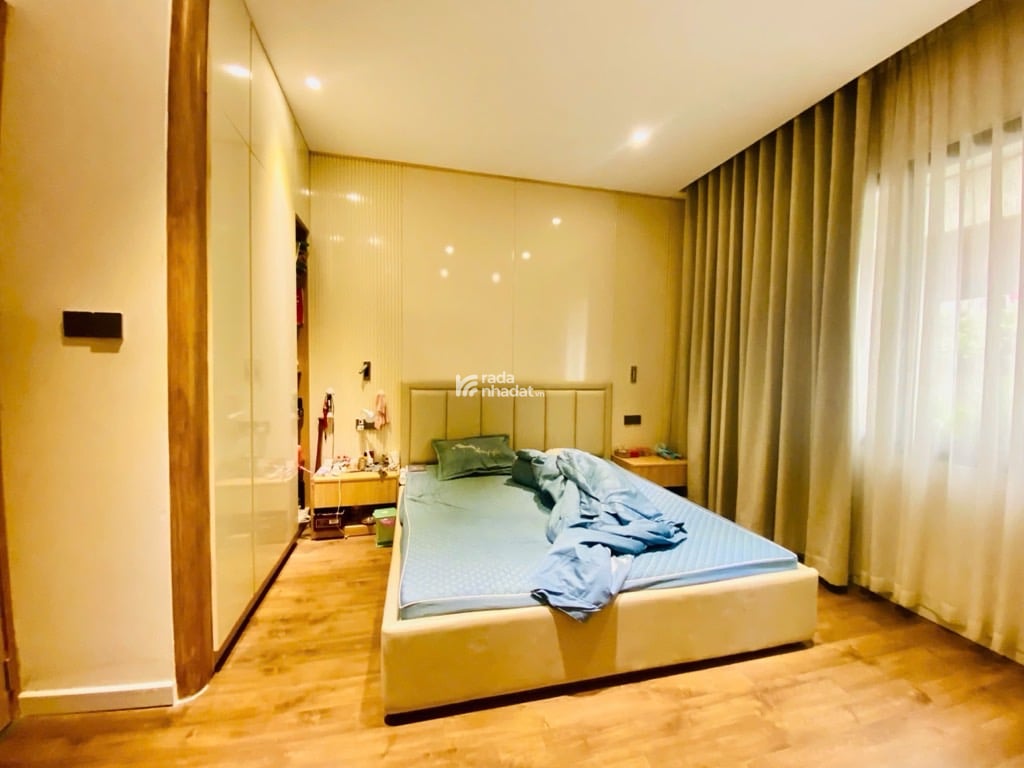NHÀ 4 TẦNG TÂN BÌNH - NGANG 5M -CÓ THANG MÁY- XE HƠI NGỦ TRONG NHÀ - GẦN CHỢ, GA T3