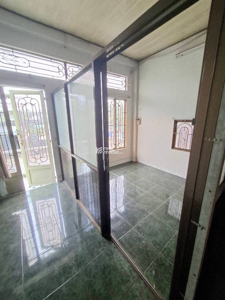 BÁN NHÀ MẶT TIỀN PHẠM THẾ HIỂN QUẬN 8 56M2 6.X TỶ 3PN THU 12TR