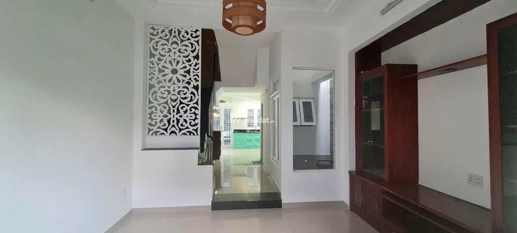 Tân Mỹ (cạnh cư xá ngân hàng); 4,6x17m; 3 tầng BTCT; chủ nhiệt bán; vào ở ngay