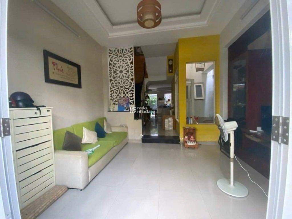 Tân Mỹ (cạnh cư xá ngân hàng); 4,6x17m; 3 tầng BTCT; chủ nhiệt bán; vào ở ngay