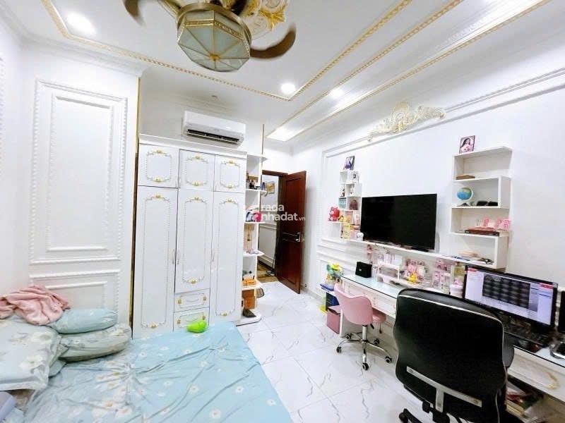 NGAY AEON MALL, HẺM XE HƠI CẦU XÉO, TÂN PHÚ, 72M2 NGANG HIẾM CÓ. GIẢM 550TR CHỈ 9.5T TL TỐT